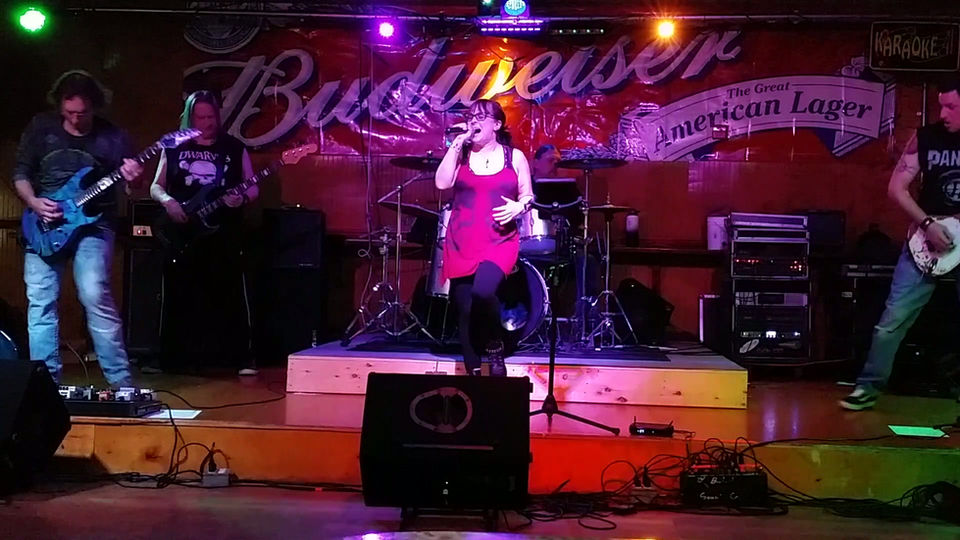 Ten Seconds to Love L&Bs